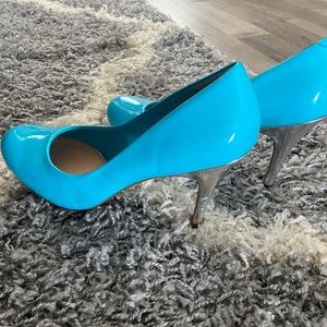 Sky blue Jessica Simpson high heels